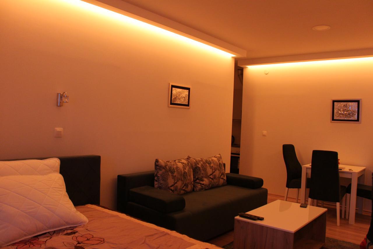 "E&S" Apartment モスタル エクステリア 写真